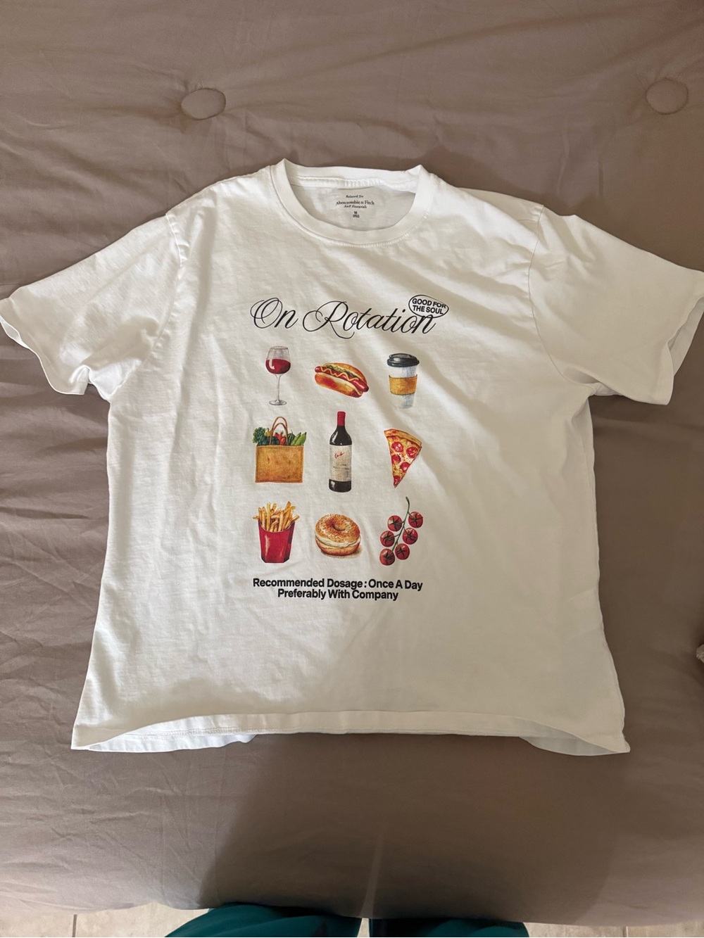 Abercrombie and fitch t shirt